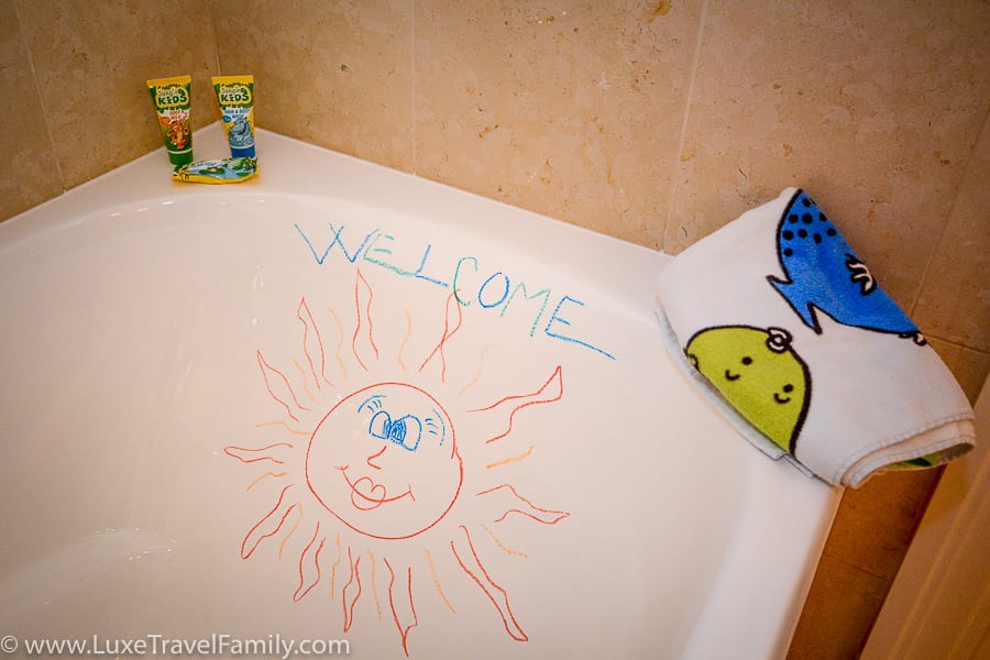 Kids bubble bath and towel Four Seasons Prague