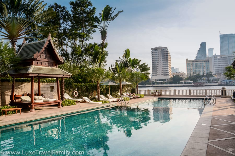 The Peninsula Bangkok luxury hotel pool