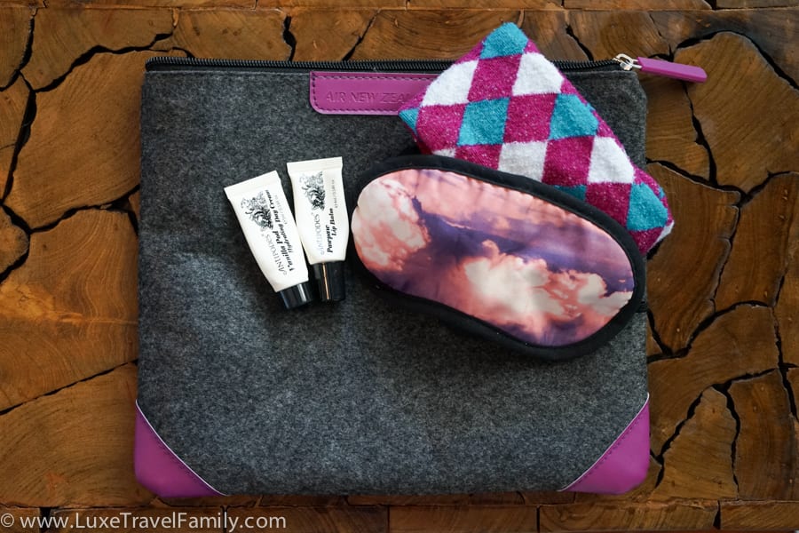 Air New Zealand Business Premier 777-3-00 Amenity Kit