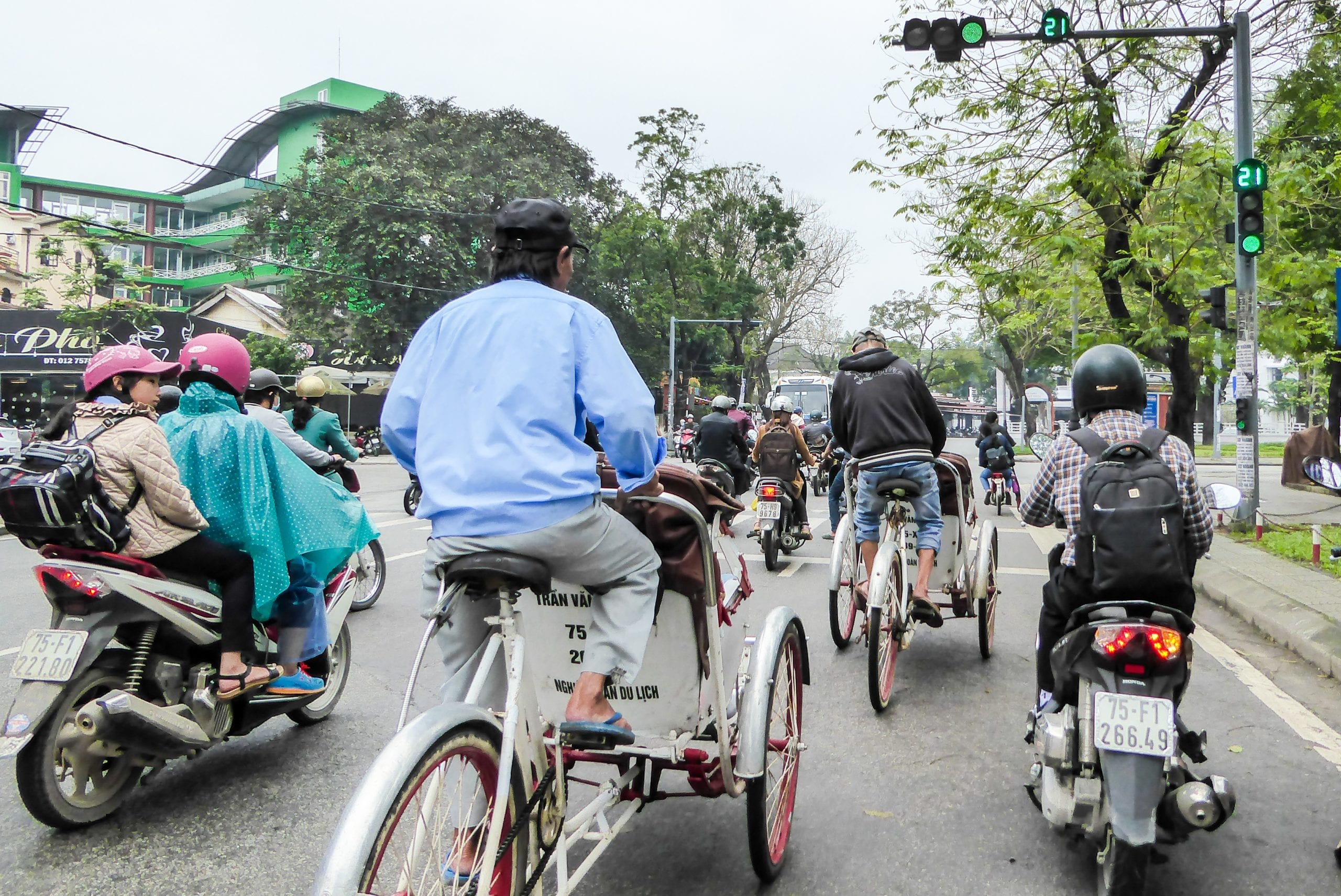 La Residence Hue cooking class cyclos