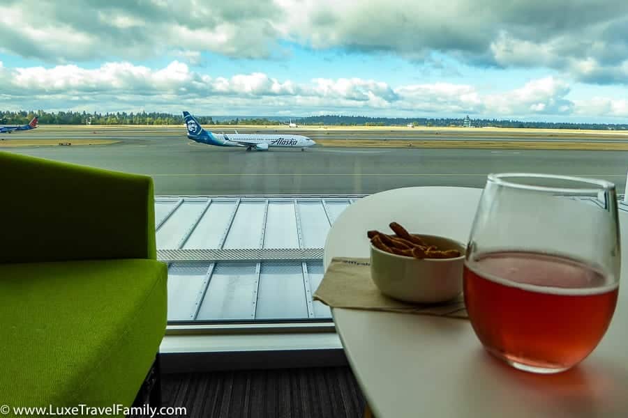 Alaska airlines premium class review SEATAC lounge